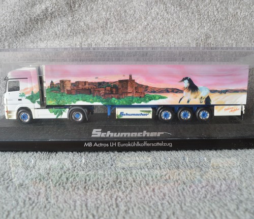 Herpa camion showtruck - 1:87,